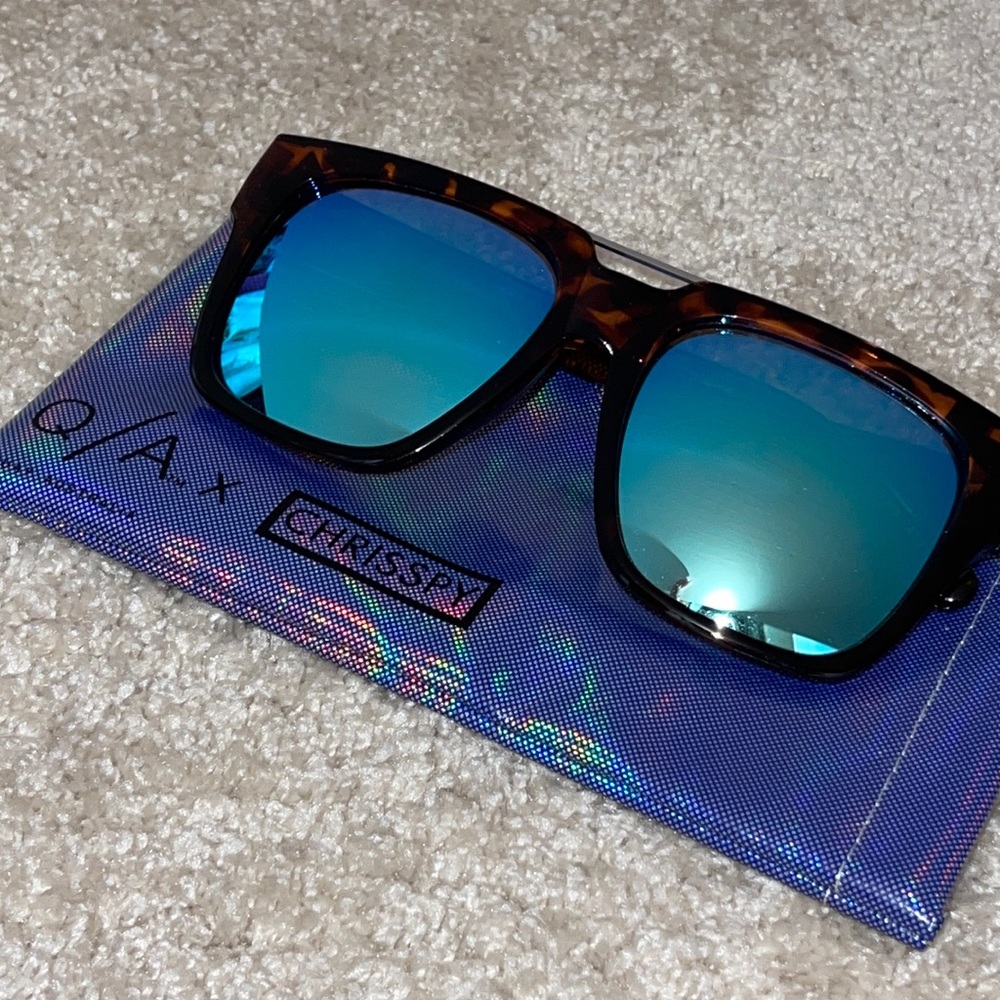 Quay x Chrisspy Mila sunnies